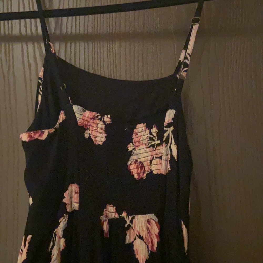 Floral Romper - Picture 6 of 6